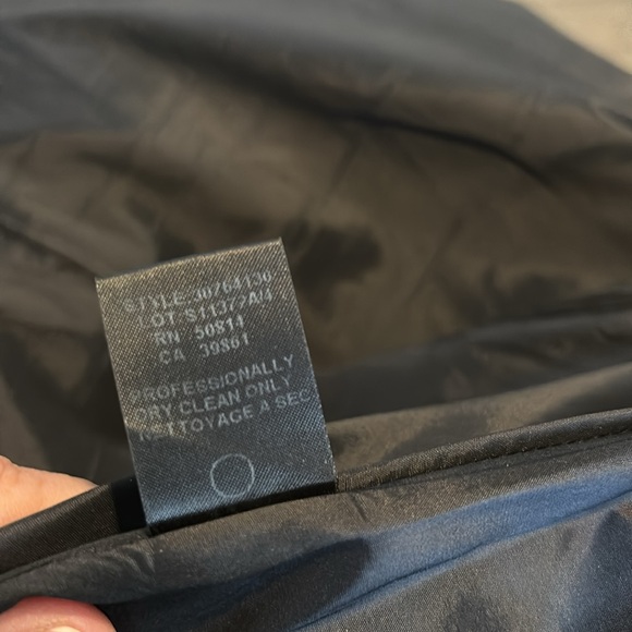 VGUC-Neiman Marcus Exclusive midi skirt w/black lace trim - Picture 8 of 8